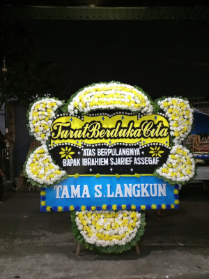 Papan Bunga Duka di Tabunganen